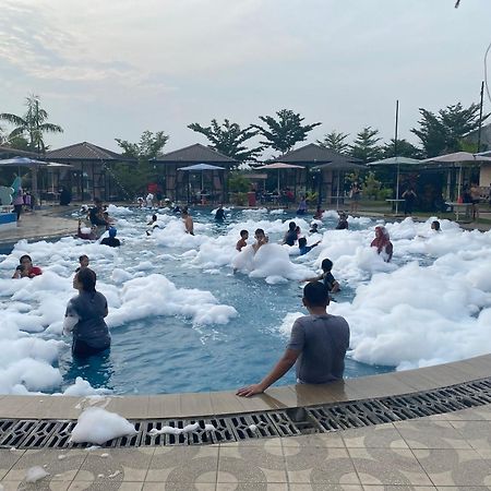 Dna Fun Zone 北干巴鲁 外观 照片